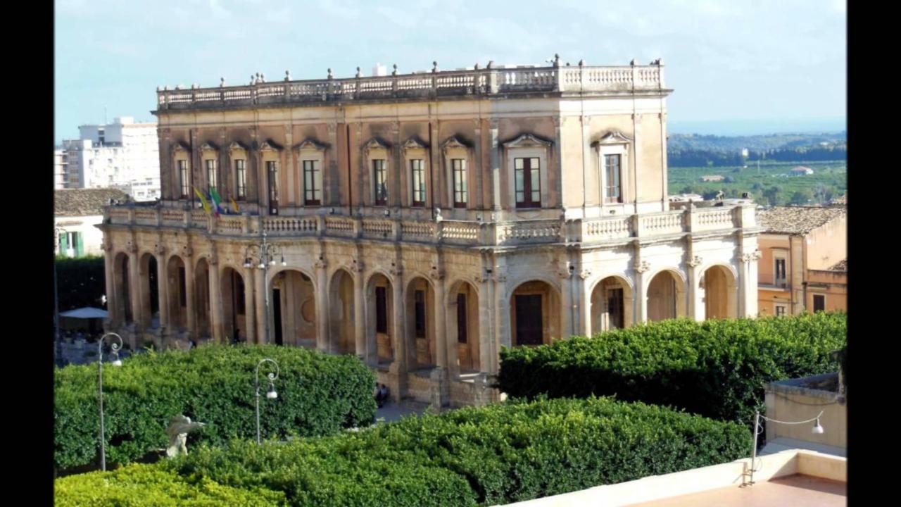 Maride Holiday Noto Exterior photo